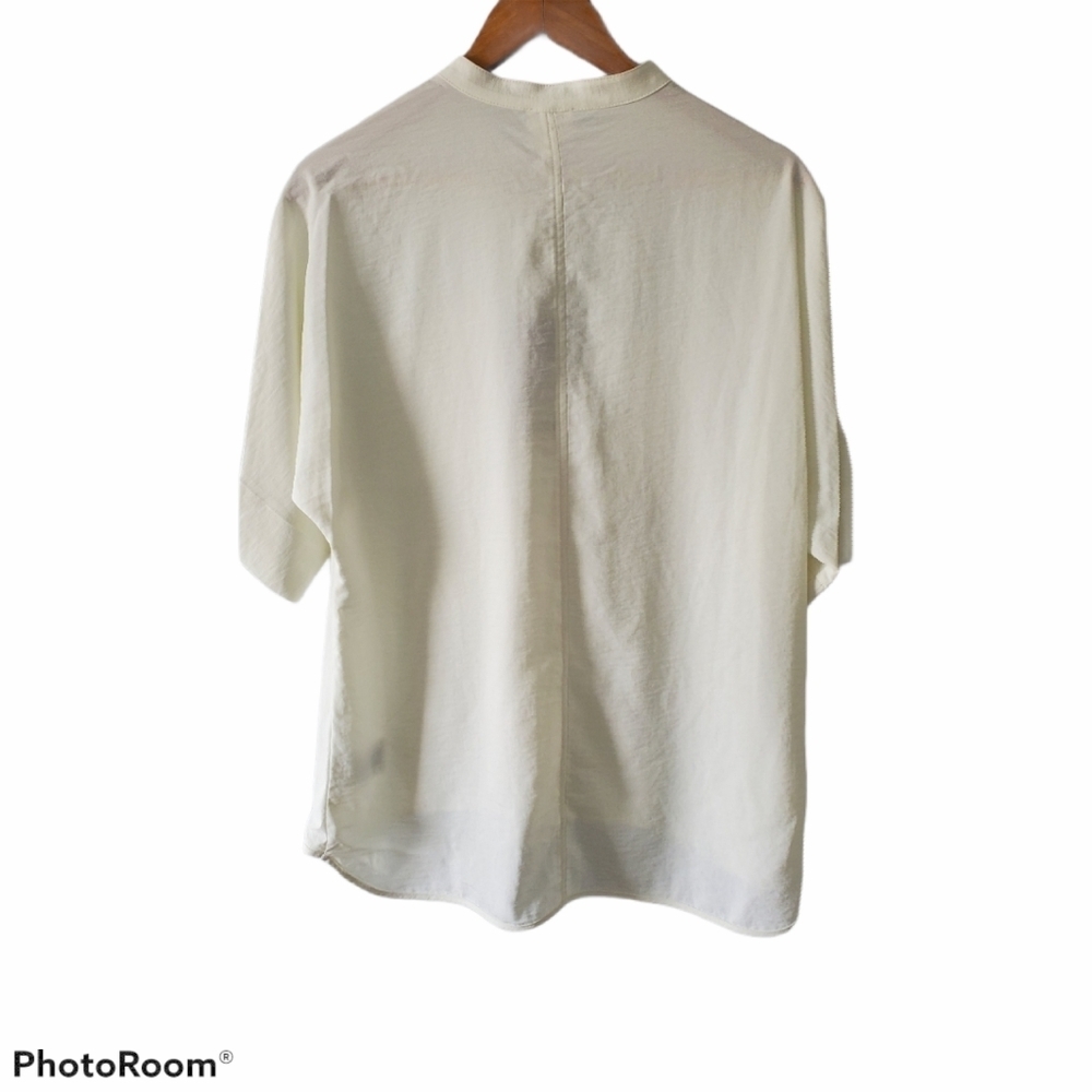 b New York Ivory Blouse Size Large NWT - Picture 2 of 4